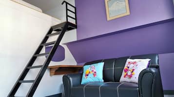 Loft Room | Zimmersafe, Schreibtisch, kostenloses WLAN, Bettwäsche