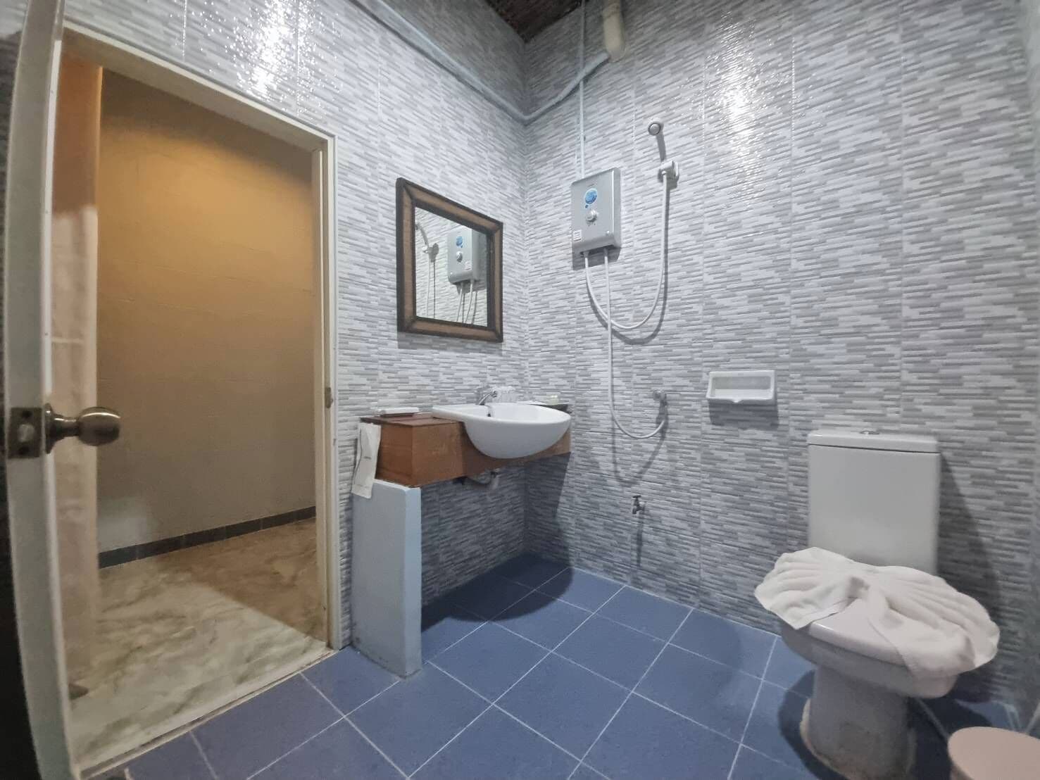 Photo - De Wiang Kum Kam