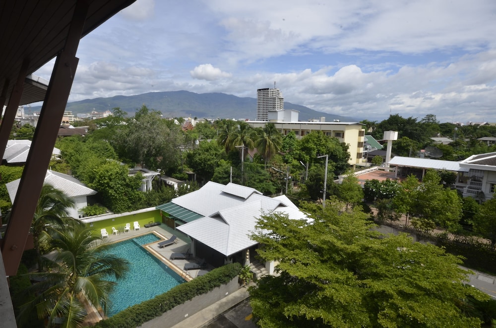 Sakorn Residence & Hotel by null