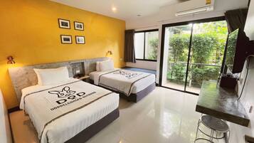 Chambre Supérieure avec lits jumeaux | Minibar, coffres-forts dans les chambres, bureau, chambres insonorisées