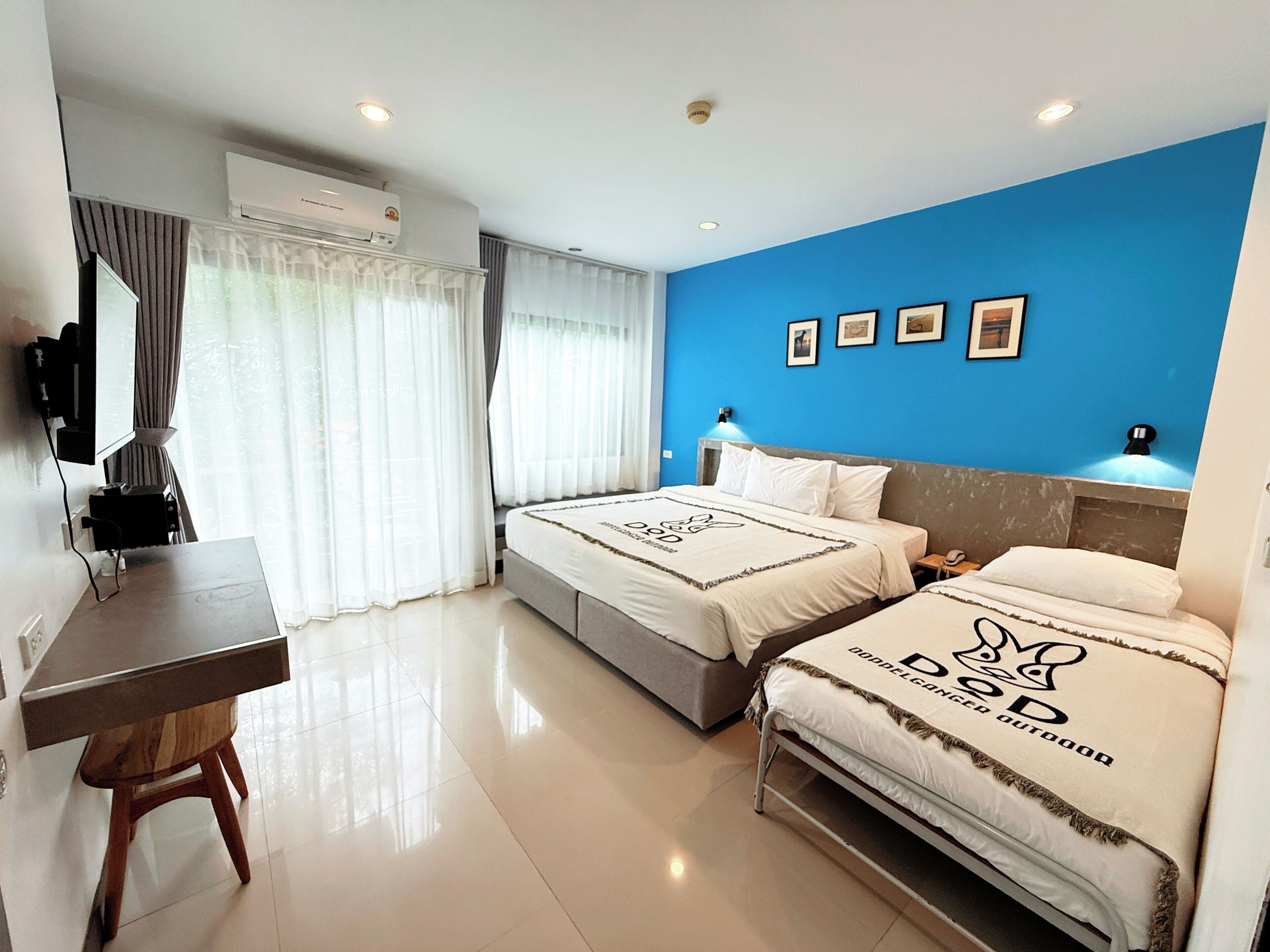 Triple Room