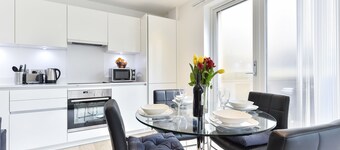 Olive Níké Apartments