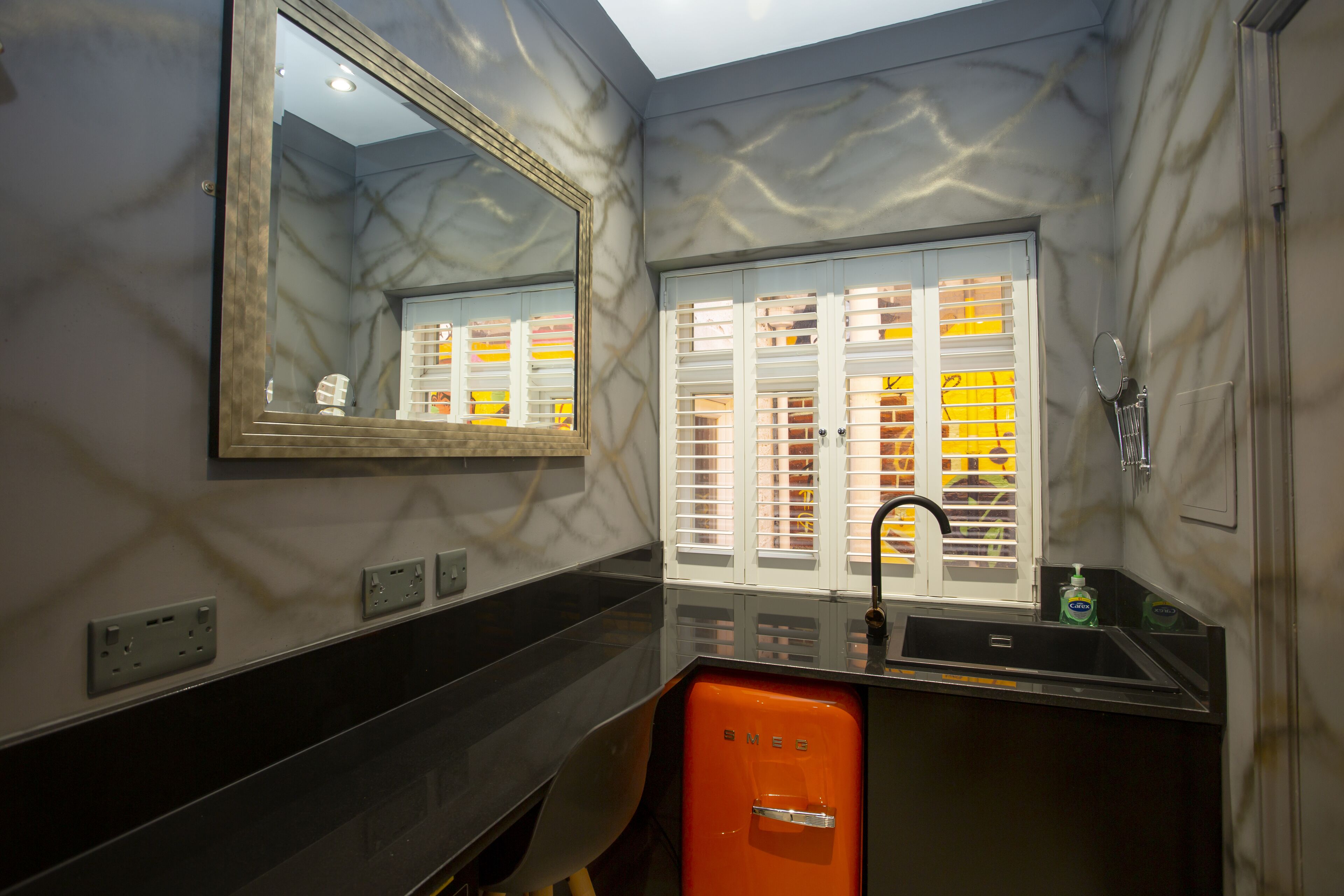 fridge, microwave, electric kettle