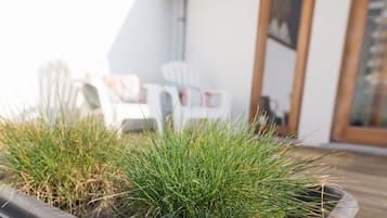 Suite (300, Shower) | Vista del balcón