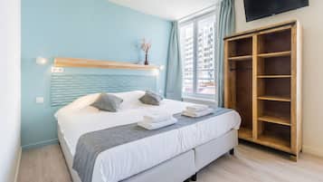 Family Room | 2 bedrooms, soundproofing, free WiFi, bed sheets