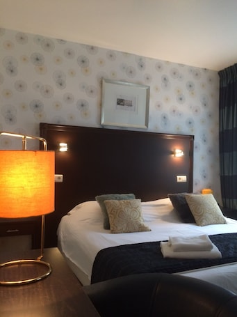 Classic Suite | 2 bedrooms, soundproofing, free WiFi, bed sheets
