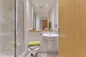 아파트, 침실 1개 | 욕실 | 샤워 시설, 타월