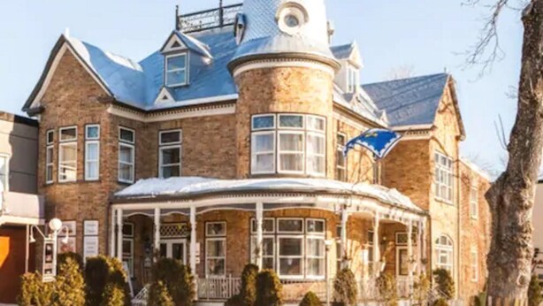 Exterior - Auberge Amérik (Québec City)