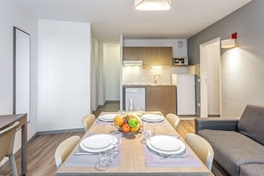 Apartment, 2 Bedrooms | Private kitchenette | Fridge, microwave, stovetop, dishwasher - Appart'City Confort Amiens Gare (Amiens)