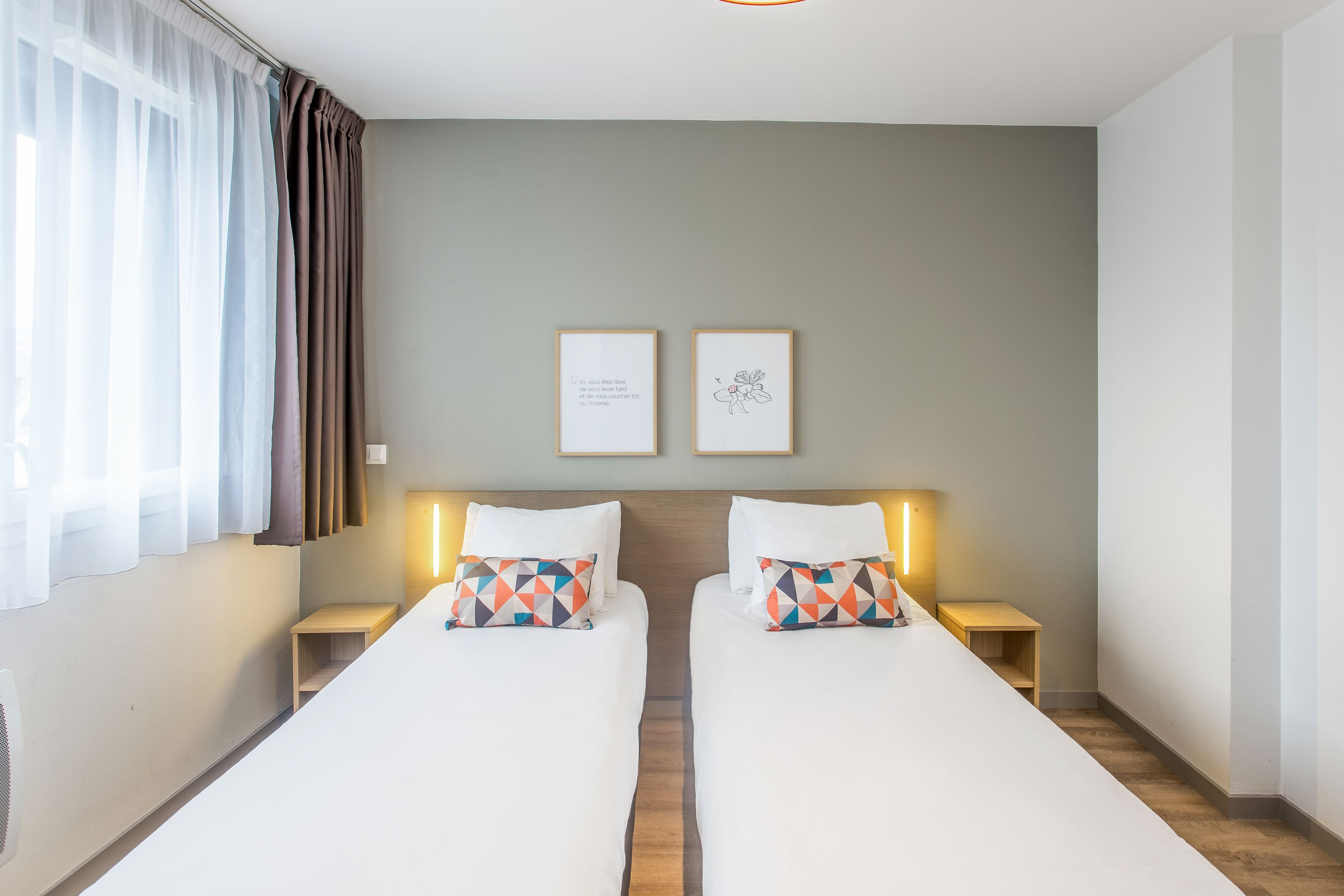 Apartment | Schreibtisch, schallisolierte Zimmer, Bügeleisen/Bügelbrett