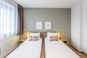 Apartment | Desk, soundproofing, iron/ironing board, free WiFi - Appart'City Confort Amiens Gare (Amiens)