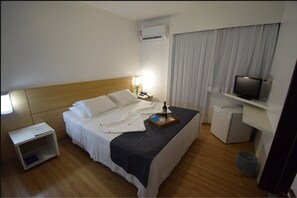 Standard Room | Minibar, in-room safe, rollaway beds, free WiFi - Hotel Porto da Praia (Maceio)