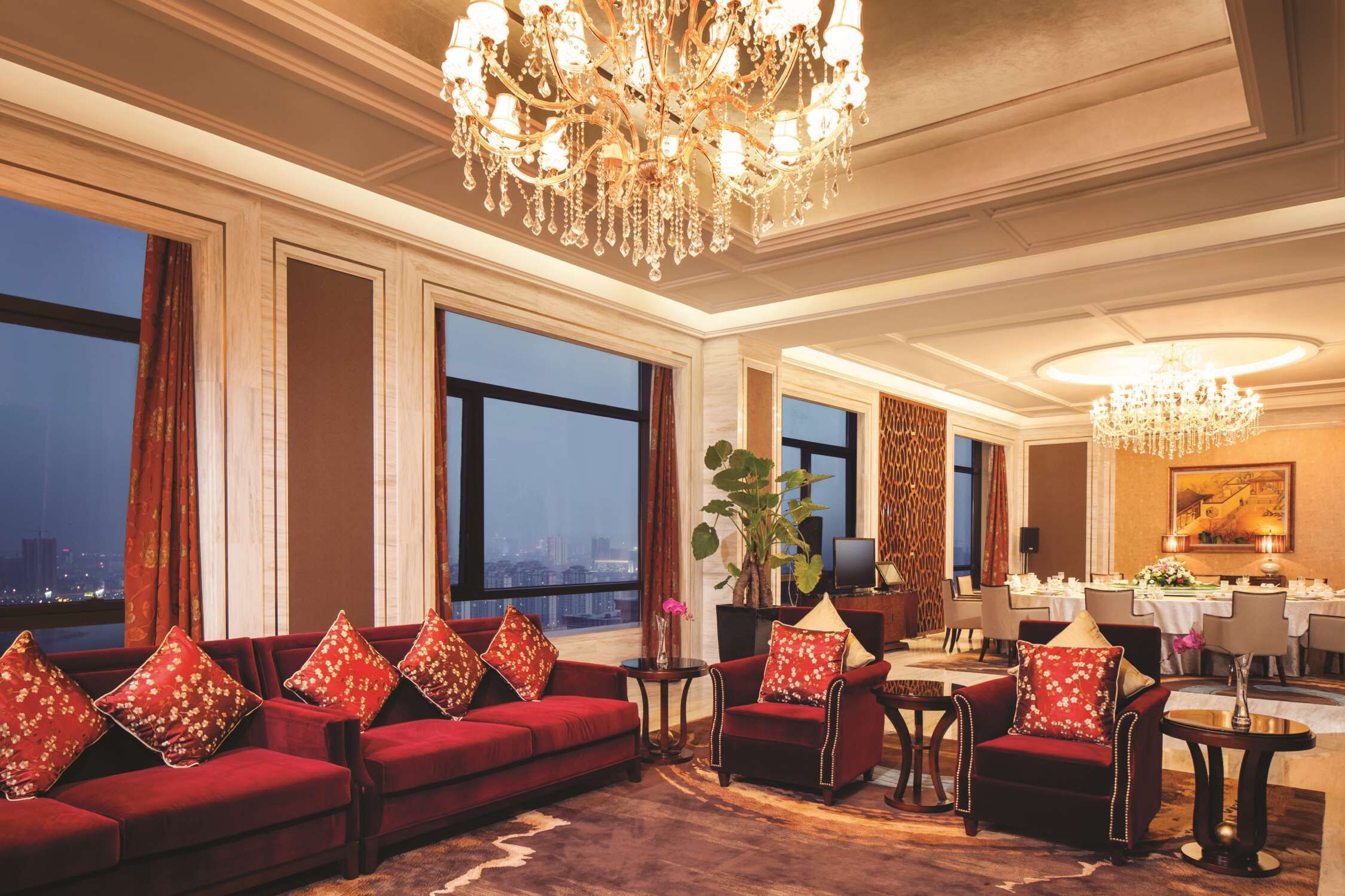 3 restaurants, Asian cuisine