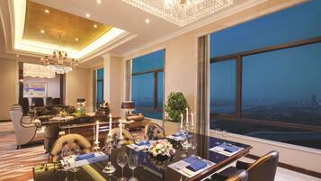 Bar (in der Unterkunft)