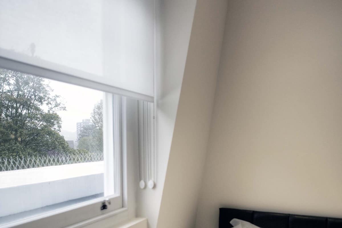 Surmatelas, coffres-forts dans les chambres, bureau