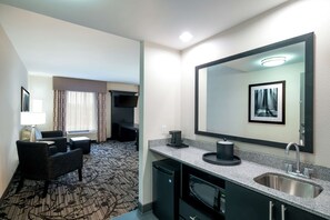 Studio Suite, 2 Queen Beds | Egyptian cotton sheets, premium bedding, in-room safe, blackout drapes - Hampton Inn & Suites Roanoke Airport (Roanoke)