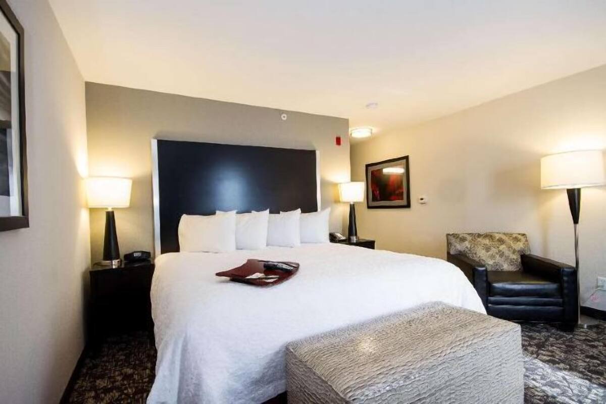 Egyptian cotton sheets, premium bedding, in-room safe, blackout drapes