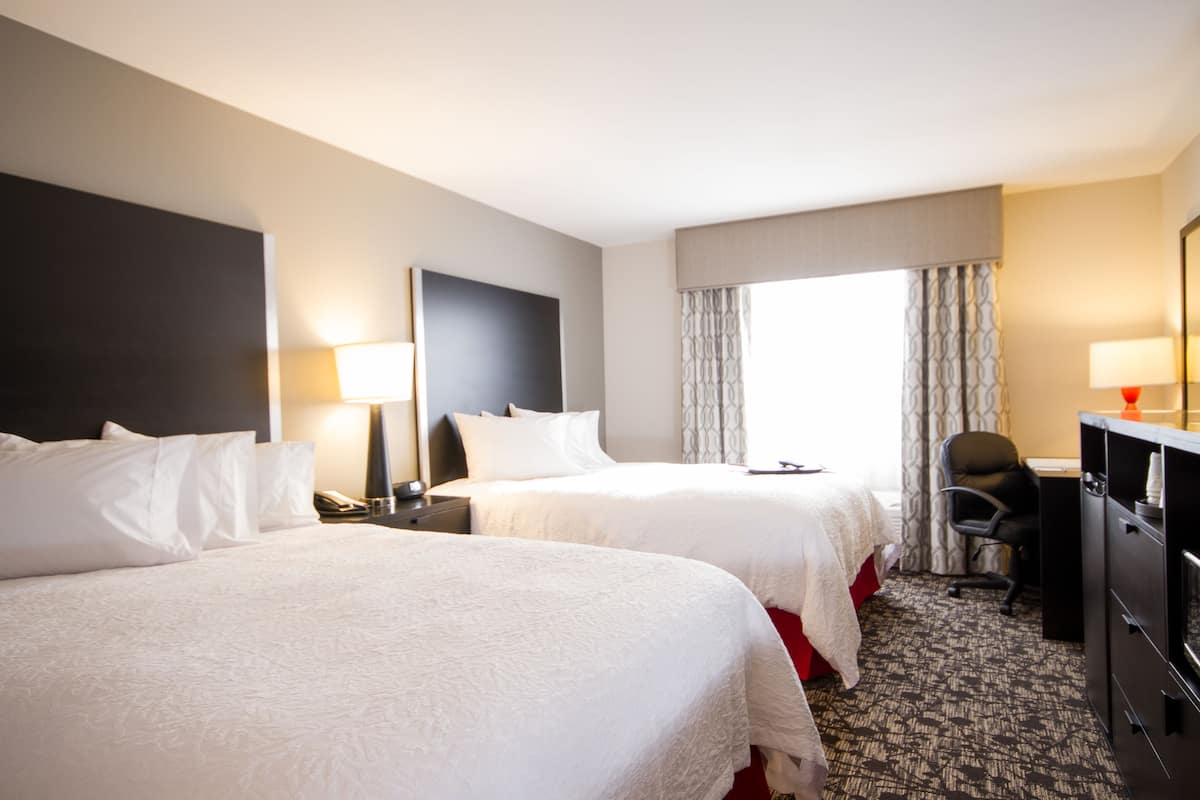 Egyptian cotton sheets, premium bedding, in-room safe, blackout curtains