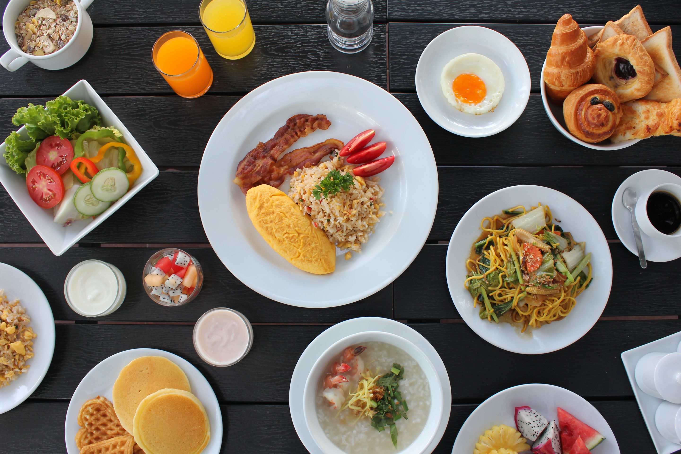 Daily buffet breakfast for a fee