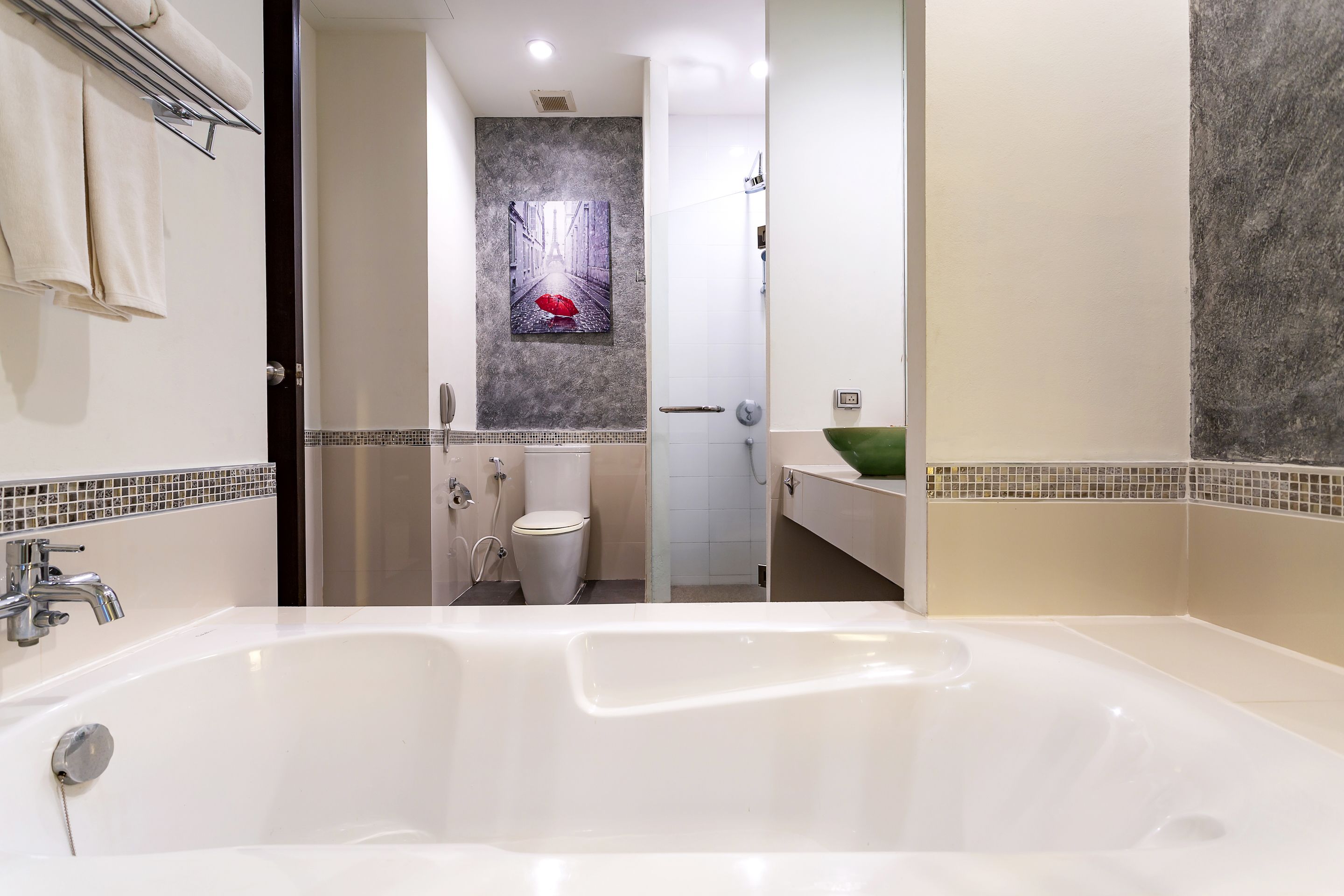 suite, pool access | bathroom | separate bathtub and shower, rainfall showerhead, free toiletries