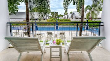 Deluxe Room, Pool View | Balcony