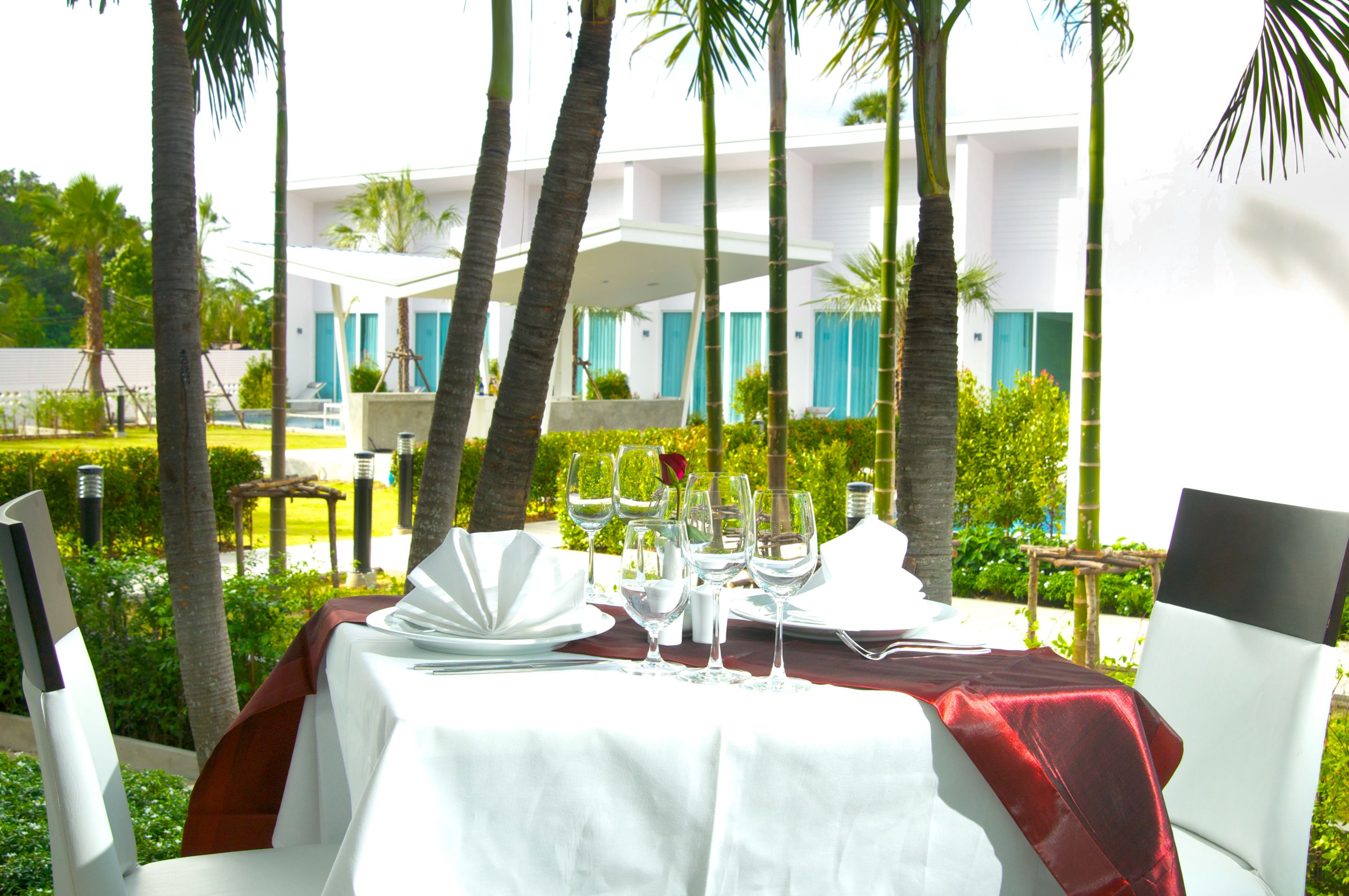 lunch, dinner served; local and international cuisine, garden views