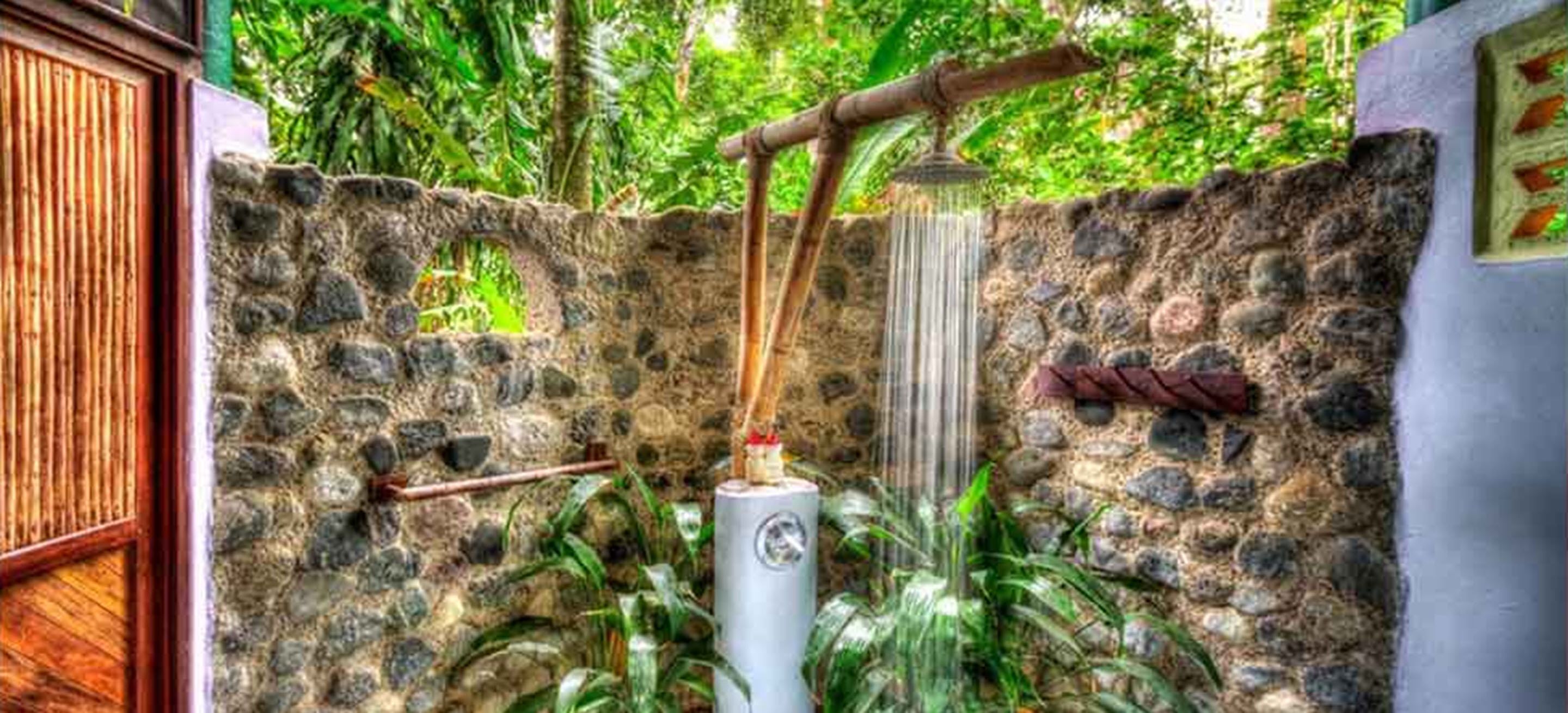 Luxury Casita | Bathroom shower