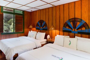 Quarto casal ou duplo standard | Cofres nos quartos, roupa de cama