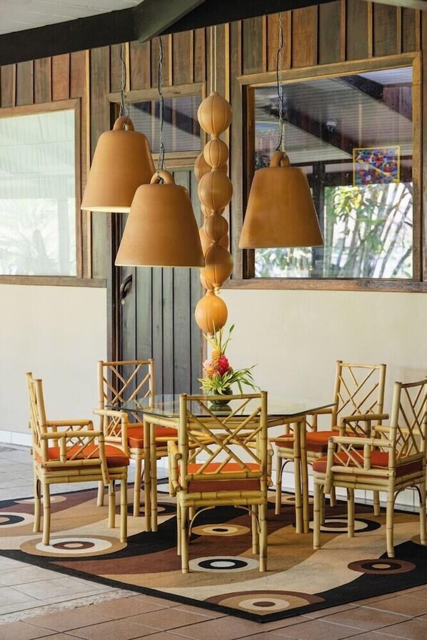 Dining - Mawamba Lodge (Tortuguero)