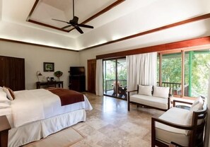 Lake Breeze Suite