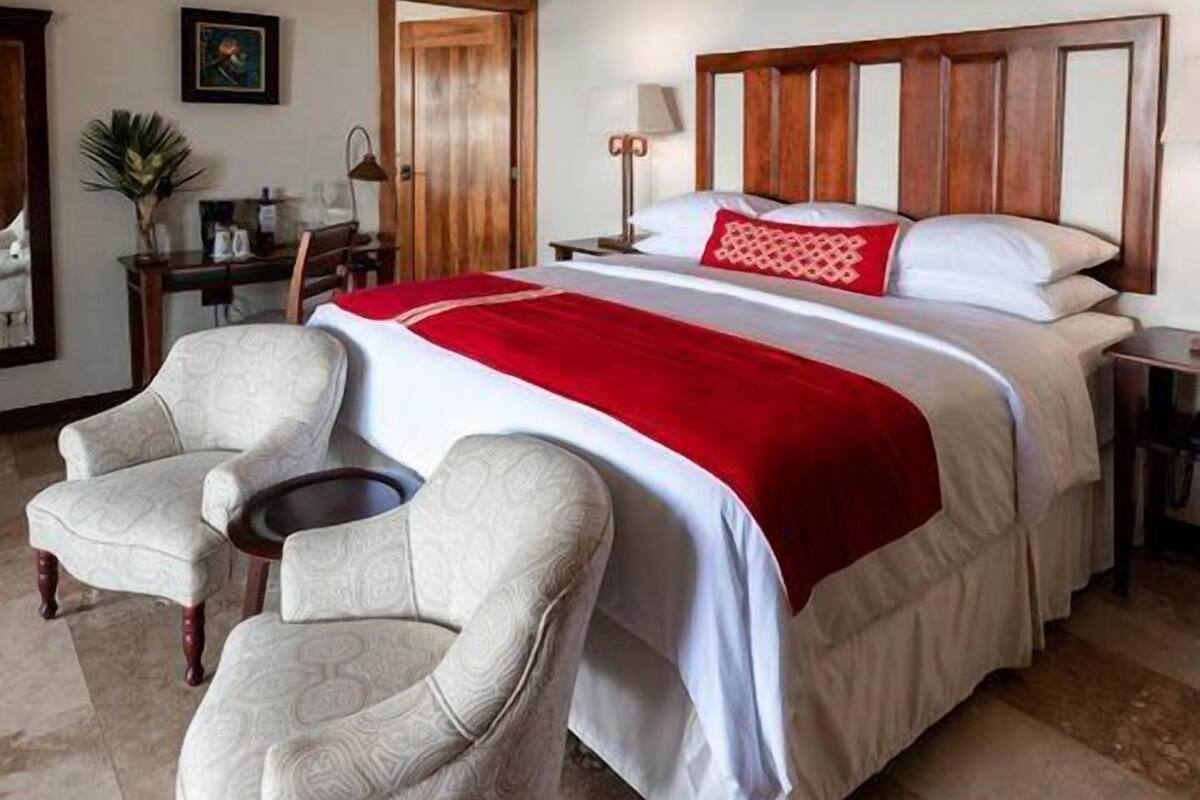 Suíte, 1 cama King, vista para o jardim | Roupas de cama de algodão egípcio, roupas de cama premium