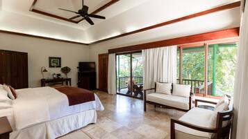 Lake Breeze Suite | 1 bedroom, Egyptian cotton sheets, premium bedding, down duvets