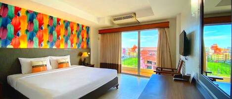 Doppia Deluxe | 1 camera, una scrivania, Wi-Fi gratuito