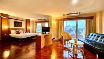 Escritorio y wifi gratis