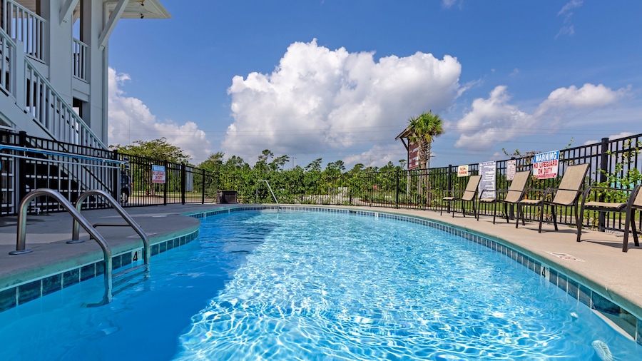 Topsail Shores Inn