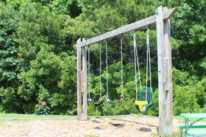 Children’s area - Topsail Shores Inn (Sneads Ferry)