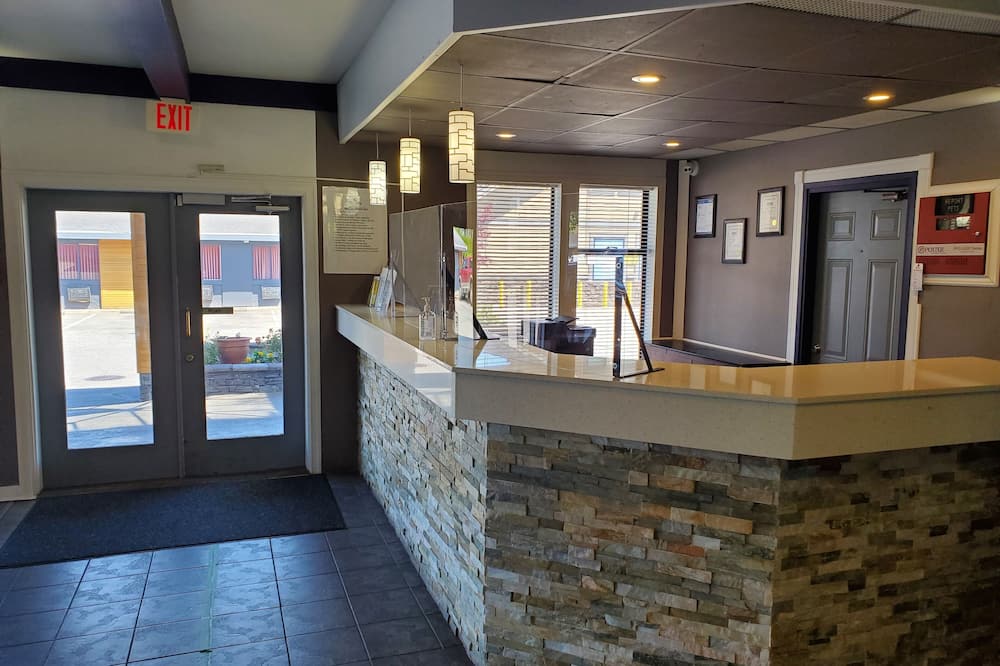 Alpine Inn
