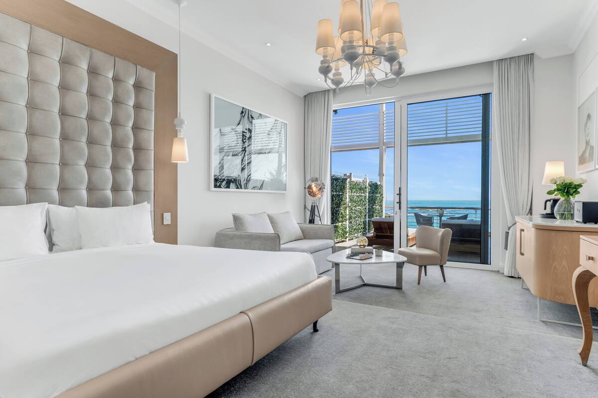 Superior Suite, Sea Facing