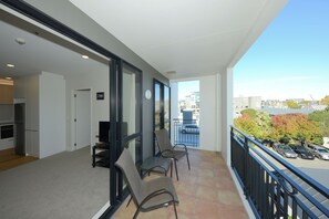 Standard One Bedroom Apartment | Terrace/patio