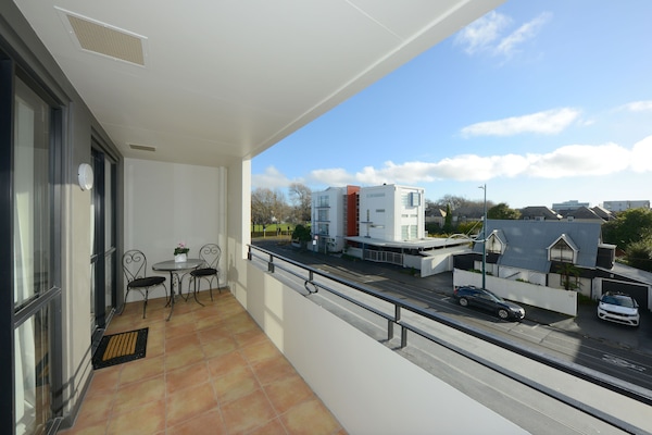 Superior One Bedroom Apartment | Terrace/patio
