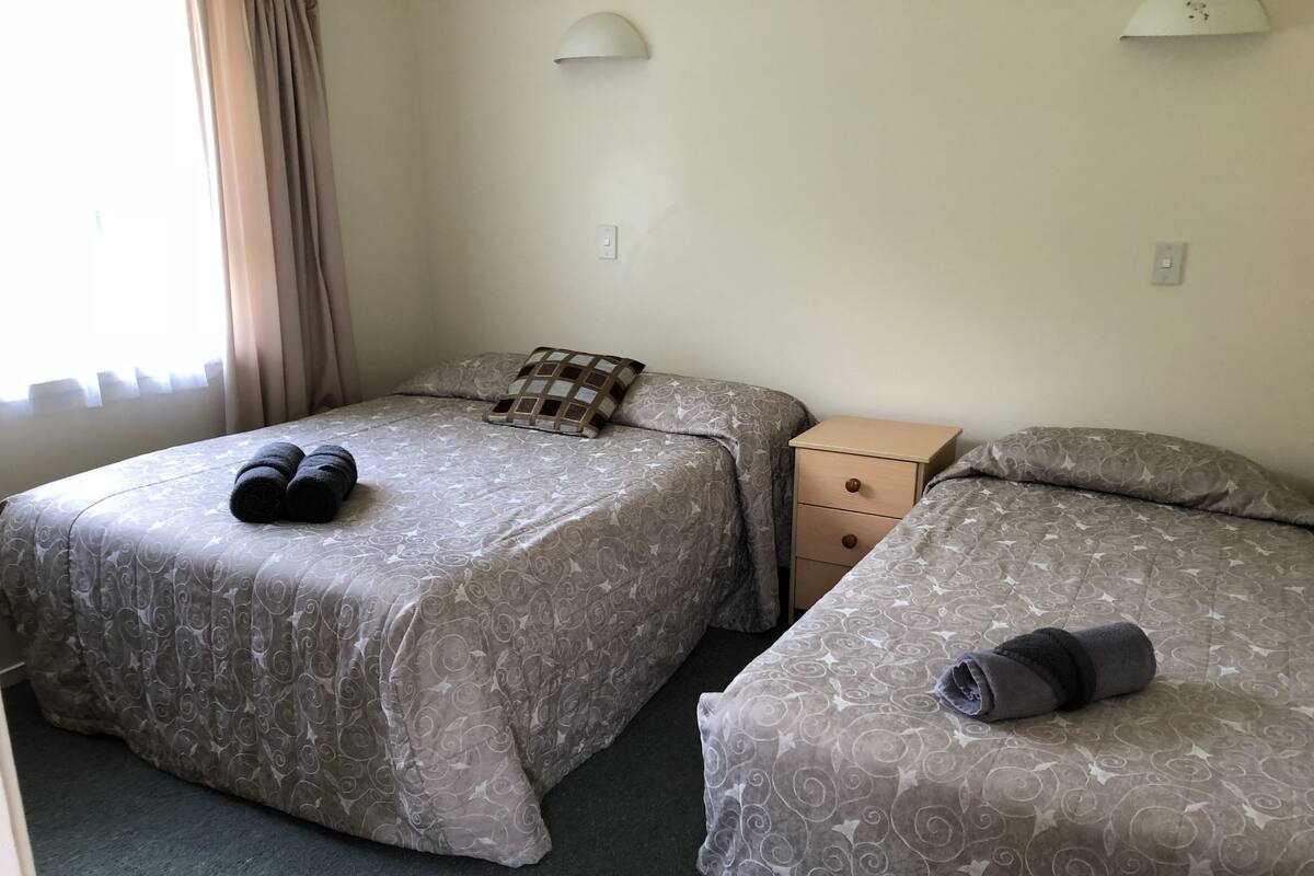 Apartment, 1 Bedroom | Iron/ironing board (on request), cots/infant beds, free WiFi, bed sheets