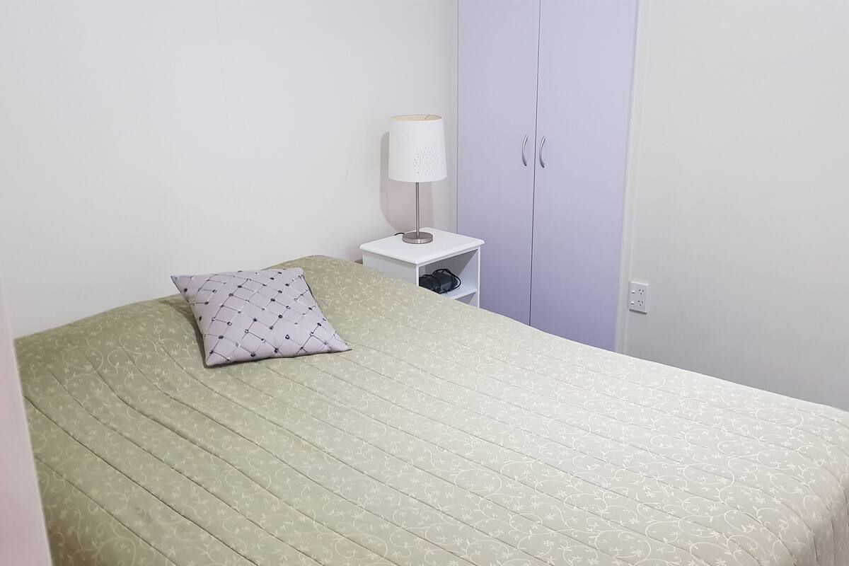 Apartment, 1 Bedroom | Iron/ironing board (on request), cots/infant beds, free WiFi, bed sheets