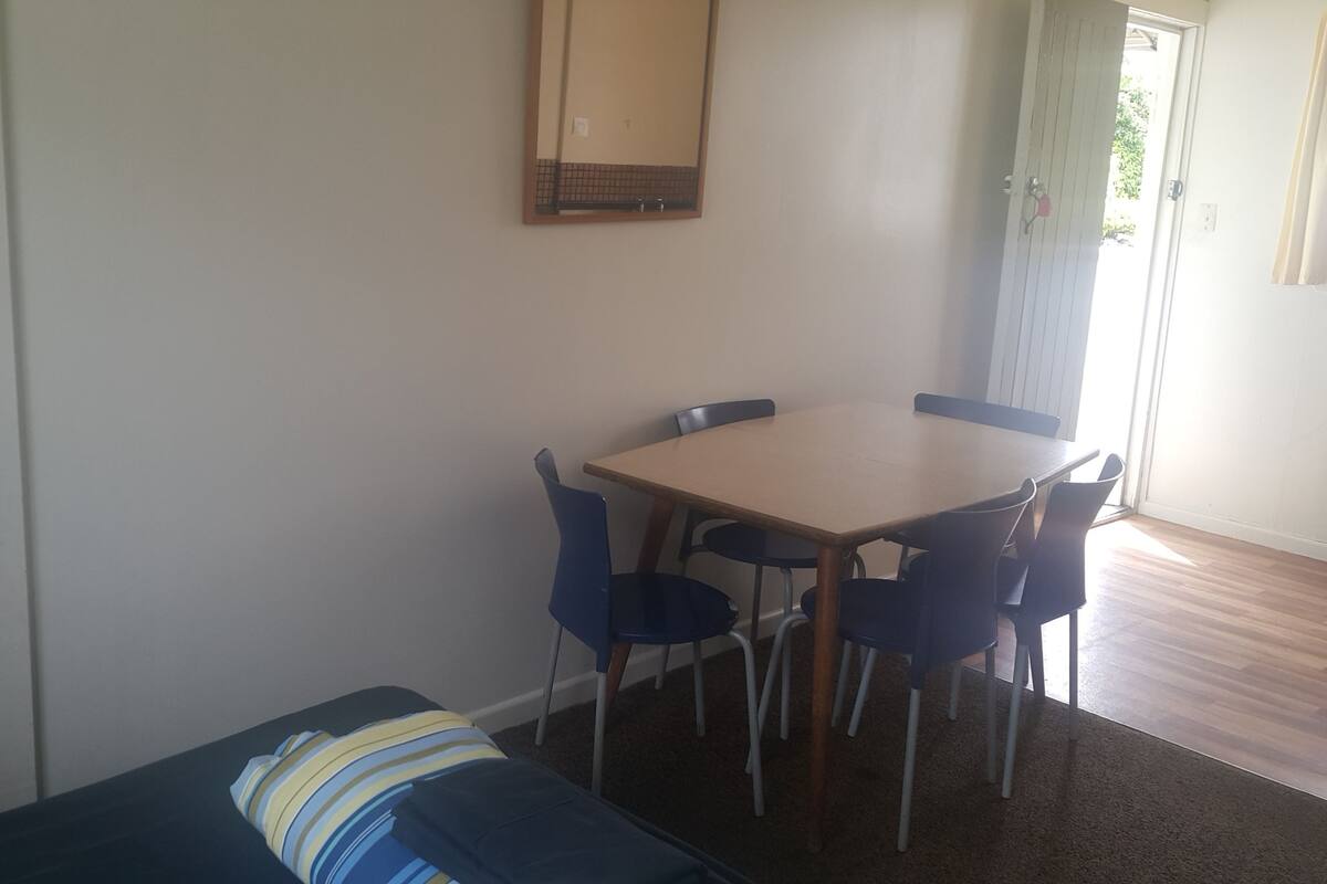 Kitchen Cabin, Communal bathroom  | Iron/ironing board (on request), cots/infant beds, free WiFi, bed sheets
