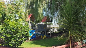 Außen-Kinderspielplatz