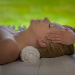 Trattamenti per il corpo, aromaterapia, massaggi “deep tissue”
