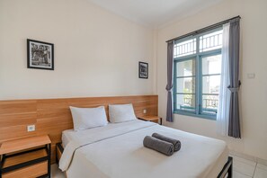 高级房 | 迷你吧、客房内保险箱、办公桌、隔音