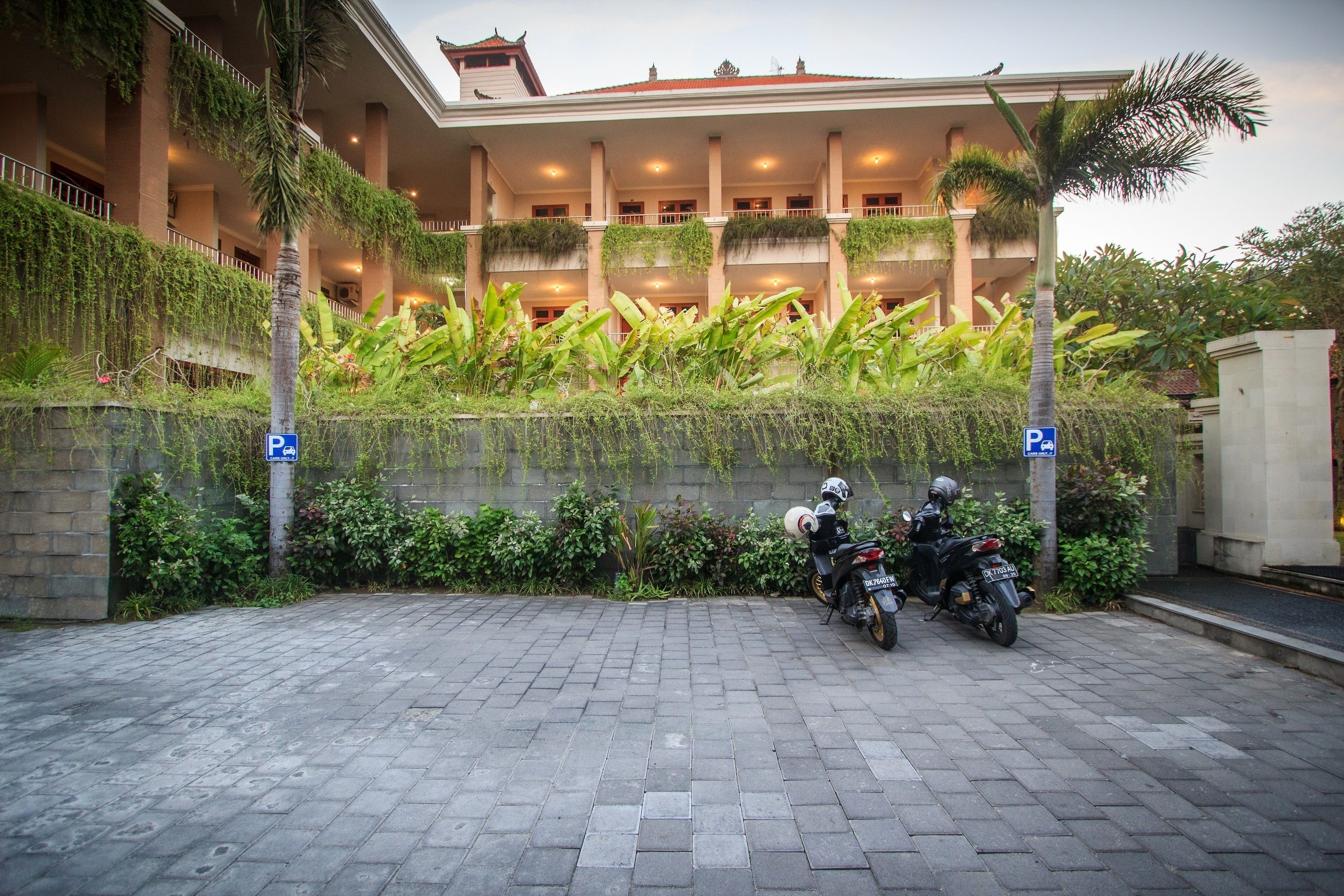 Foto - Pondok Anyar Inn Kuta