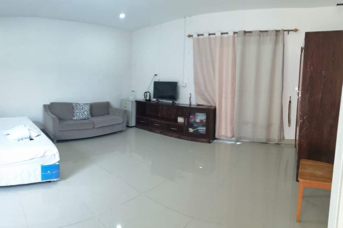 Chambre Exclusive, 1 très grand lit, vue établissement, rez-de-chaussée