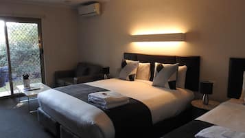 1 chambre, draps en coton égyptien, surmatelas, minibar