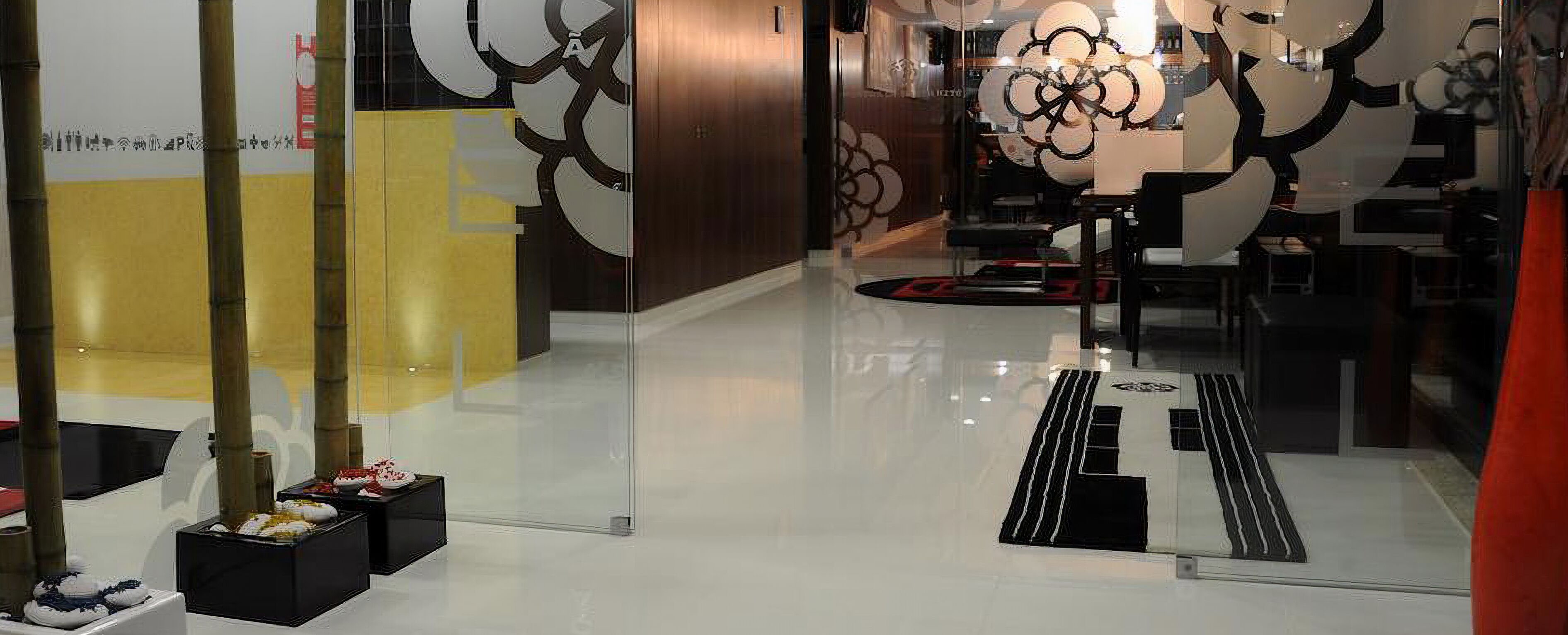 ฝ่ายต้อนรับ